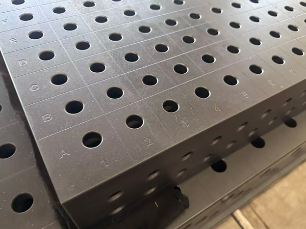 Nitrided cast iron welding platform