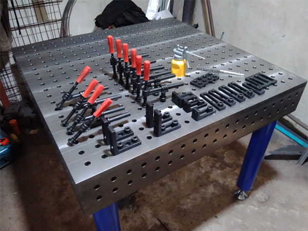 3D Flexible Welding Table